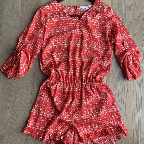 Collective Concepts Red White Debbie Printed Romper Size S - Picture 1 of 8